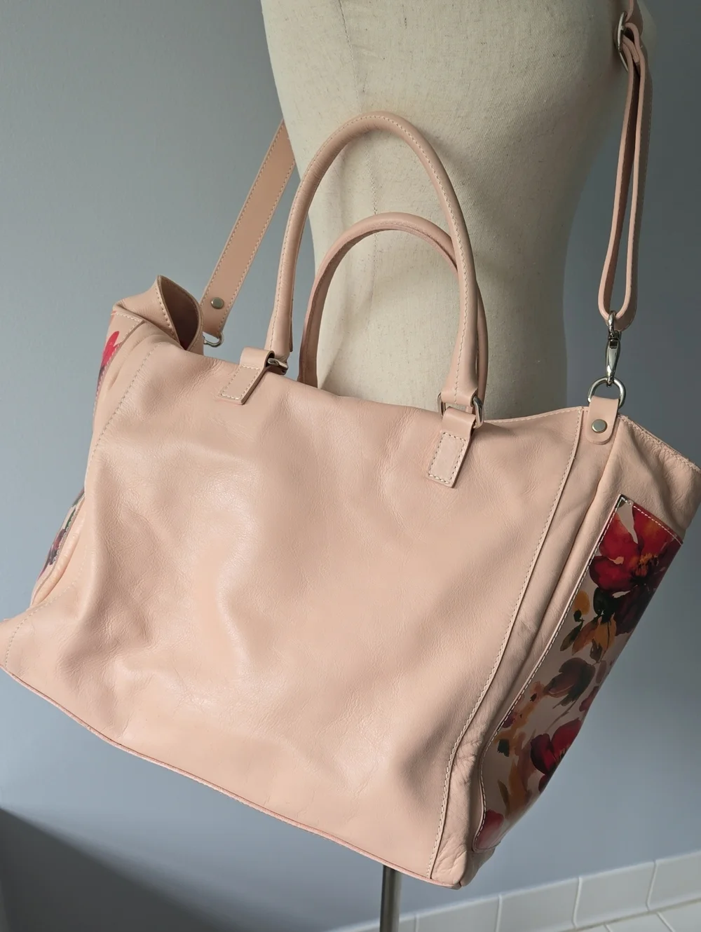 Cavalcanti Italy Large Leather Floral Panel Shoulder Bag/Tote Blush Pink